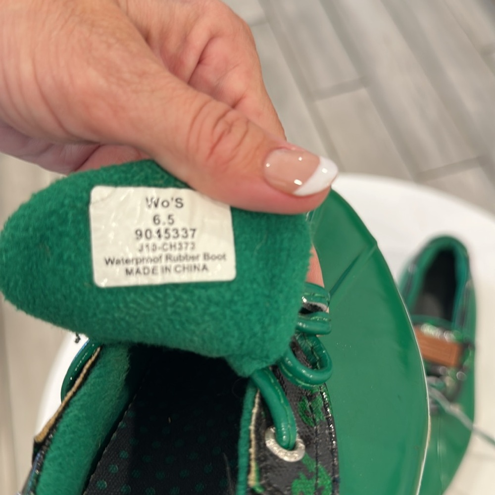 Sperry duck shoes - Picture 2 of 4